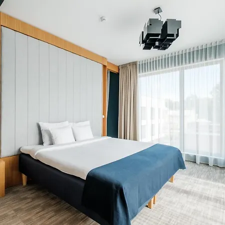 Wasa Hotel, & ホテル パルヌ