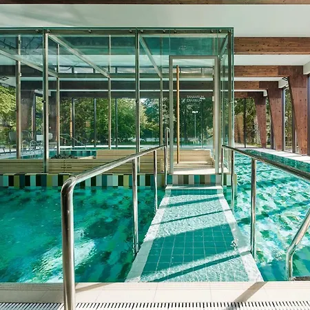 Wasa Hotel, & Отель