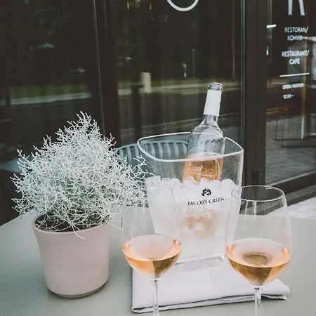 Wasa Hotel, & Hotell Parnu