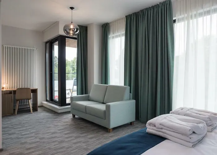 Готель Wasa Hotel, & 4*